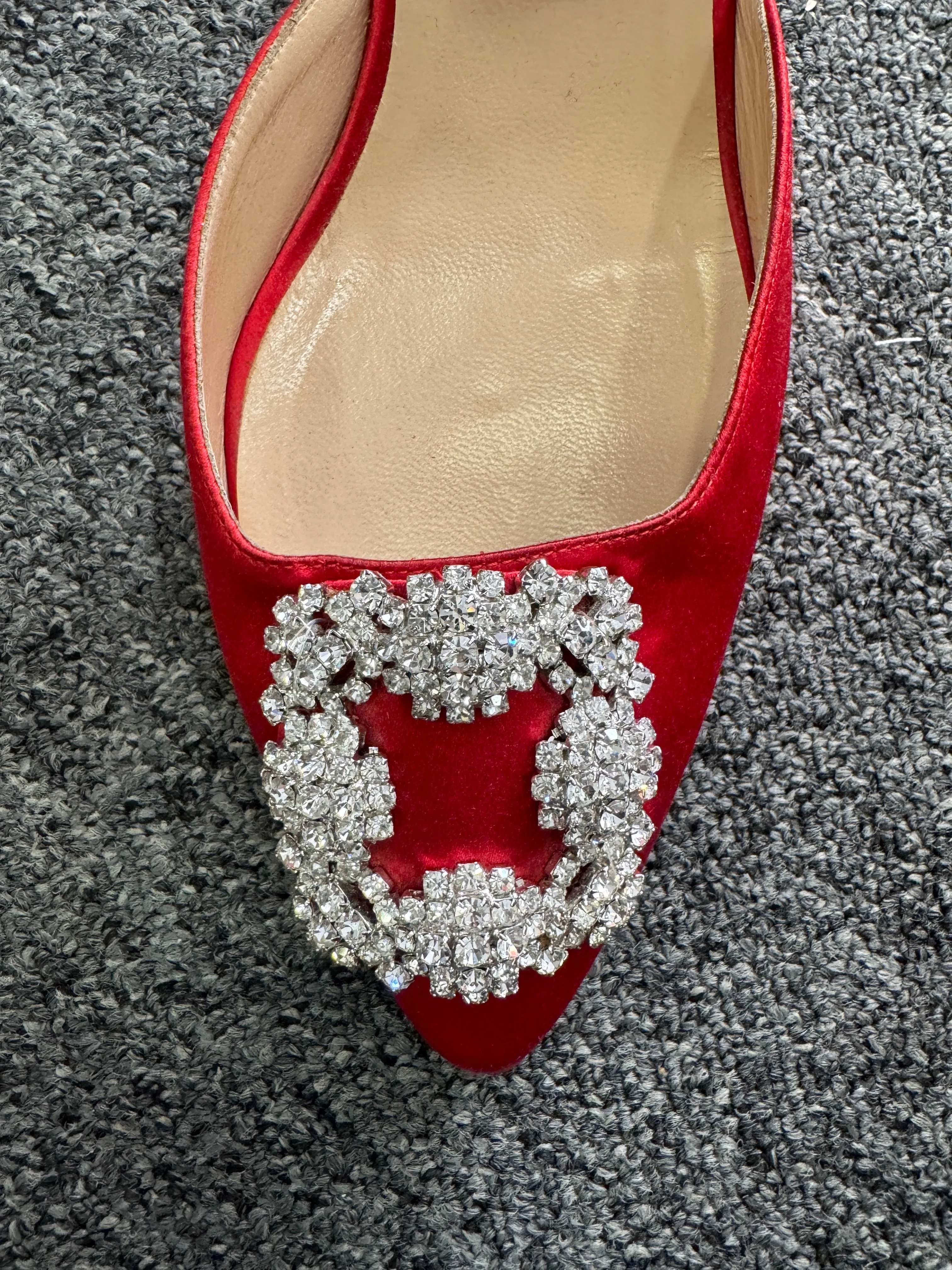 Manolo Blahnik Red Satin Jewel Buckle Hangisi Mules 70mm UK 7 EU 40 