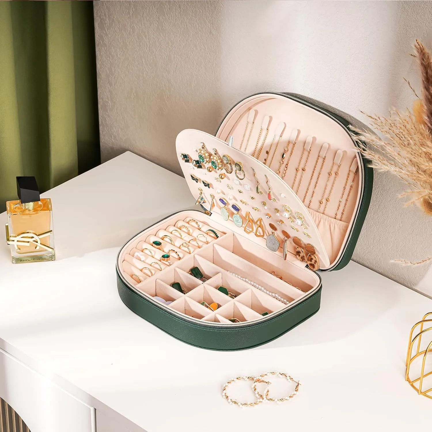 ProCase Travel Size Jewelry Box, Large Portable Seashell-Shaped Jewelry Case, 2 Layer Jewelry Organizer in PU Leather for Women -Emerald