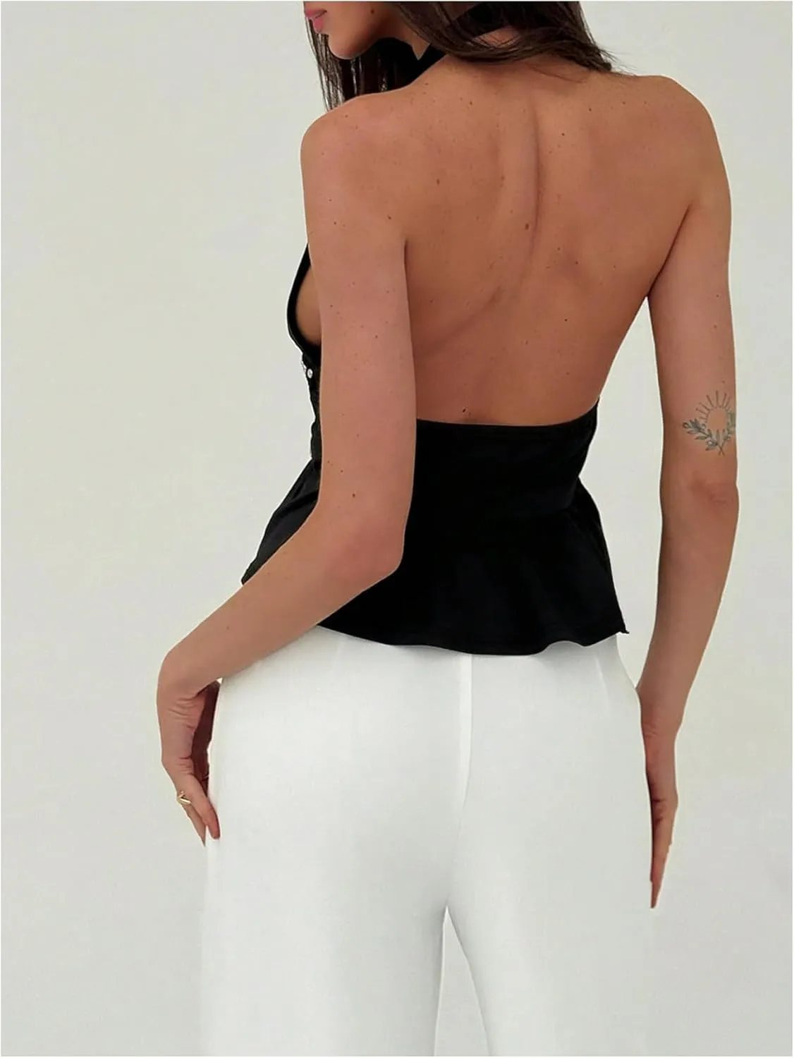 Verdusa Women's Studded Backless Halter Top Ruffle Deep V Neck Sleeveless Going Out Tops